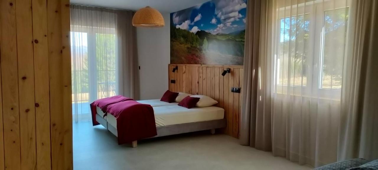 Pod Wielka Zalesiona Gora Wetlina Exterior foto